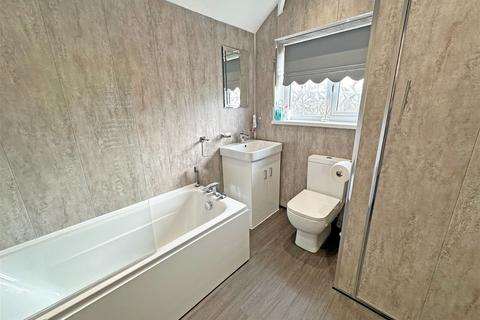 67 Berkeley Road, Shirley, Solihull, B90 2HT