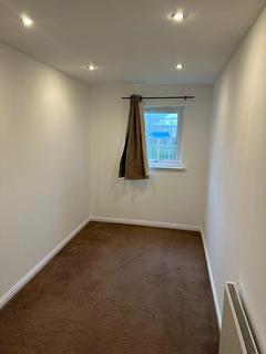 2 bedroom flat to rent, Possil Road, Possil Park, Glasgow, G4