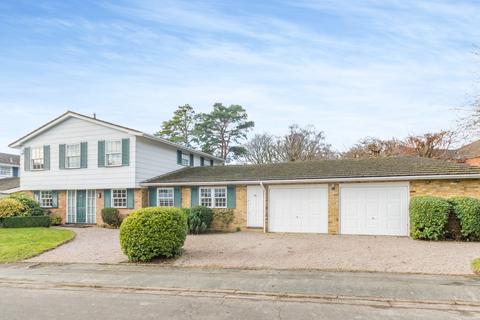 11 Deep Acres, Amersham, HP6 5NX
