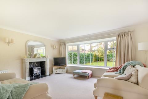 11 Deep Acres, Amersham, HP6 5NX