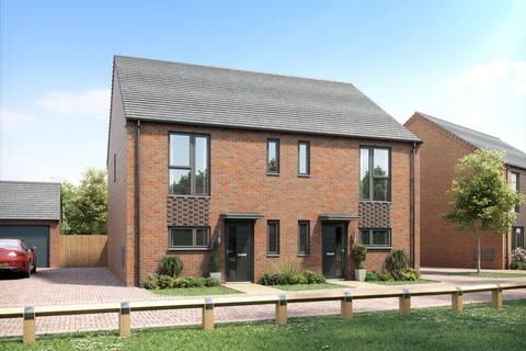 3 bedroom terraced house for sale, The Jasper at Heathy Wood, Copthorne, Copthorne Way RH10