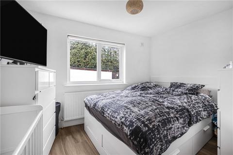 2 bedroom apartment for sale, Winterbourne Road, Thornton Heath, CR7