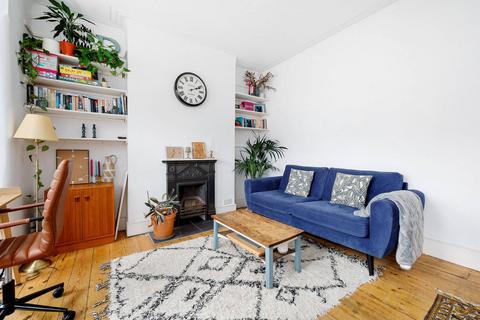 1 bedroom flat for sale - Mellison Road, Tooting, London, SW17