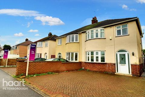 3 bedroom semi-detached house for sale, Southfields Drive, Peterborough