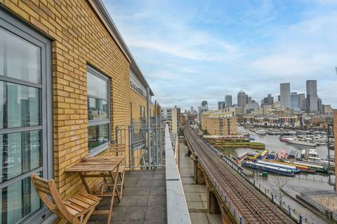 2 bedroom flat to rent, Commercial Road, Limehouse, London, E14