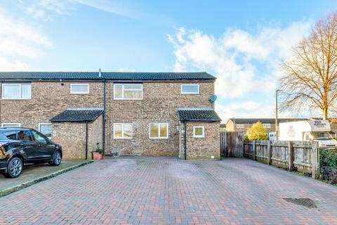 39 Stirling Close, Stevenage, SG2 8TG
