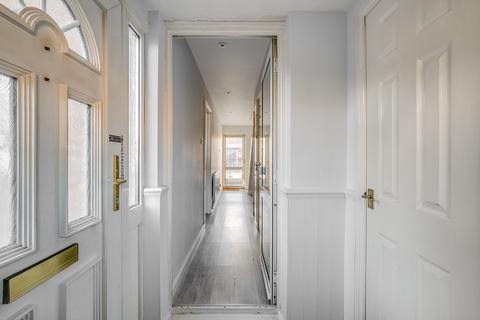 39 Stirling Close, Stevenage, SG2 8TG