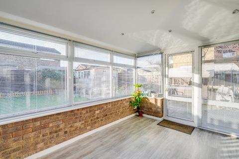 39 Stirling Close, Stevenage, SG2 8TG
