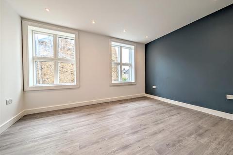 1 bedroom apartment to rent - Kingston Road, London