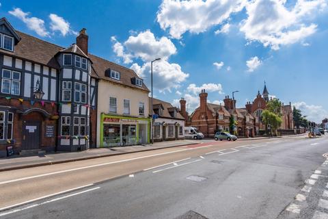 Flat 2, 6 Barbourne Road, Worcester, WR1 1HT