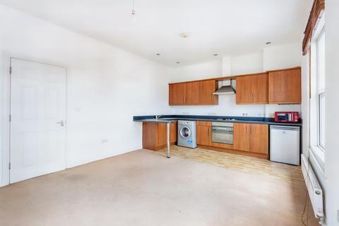 Flat 2, 2 Brook Street, Worcester, WR1 1JB