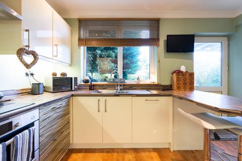 36 Himbleton Road, Worcester, WR2 6BB