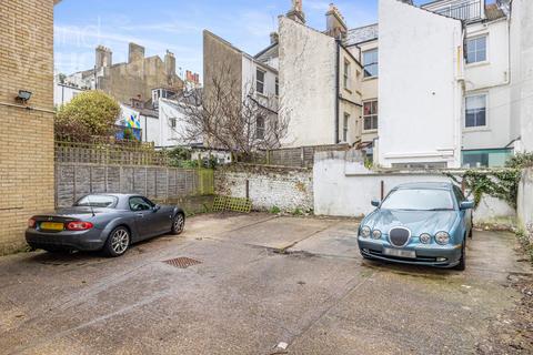 3 bedroom terraced house for sale - Upper Sudeley Street, Brighton, East Sussex, BN2