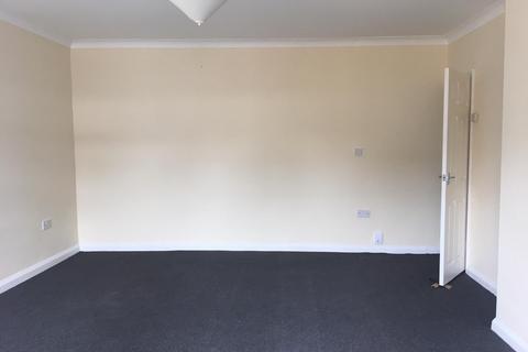 1 bedroom flat to rent, Perkins Road,  Ilford, IG2