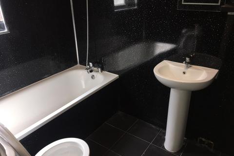 1 bedroom flat to rent, Perkins Road,  Ilford, IG2