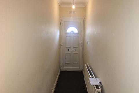 1 bedroom flat to rent, Perkins Road,  Ilford, IG2