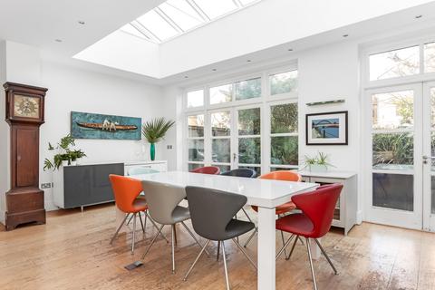 5 bedroom semi-detached house for sale, Sudbrooke Road, London, SW12