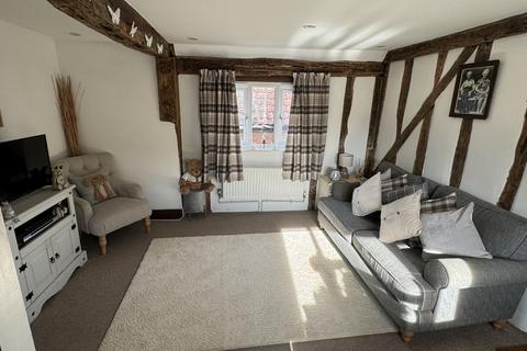1 bedroom flat for sale, White Hart Court, Wickham Market, IP13