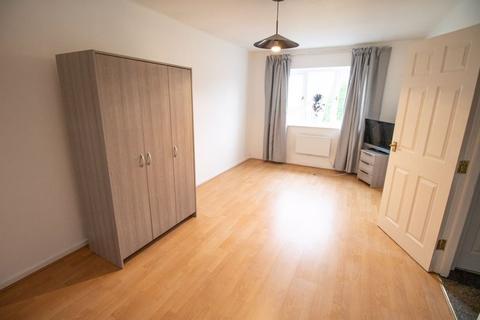 2 bedroom apartment to rent, Moorfield Chase, Bolton BL4