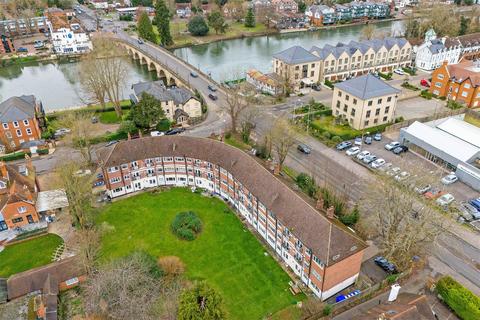 Flat 20, Bridge Court Bath Road, Taplow, Maidenhead, SL6 0AS