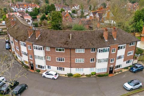 Flat 20, Bridge Court Bath Road, Taplow, Maidenhead, SL6 0AS