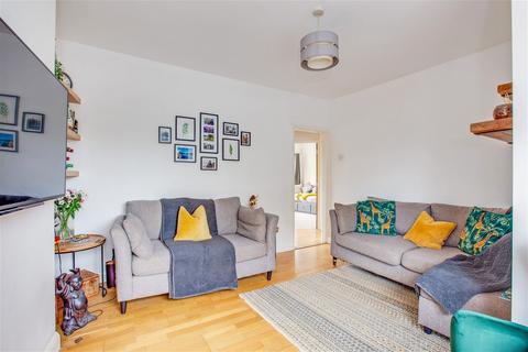 Flat 20, Bridge Court Bath Road, Taplow, Maidenhead, SL6 0AS