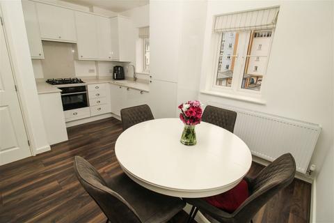 54 Eastcliff, Portishead, Bristol, BS20 7AB