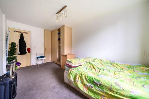 2 bedroom flat for sale, Bath Road,  Slough,  SL1