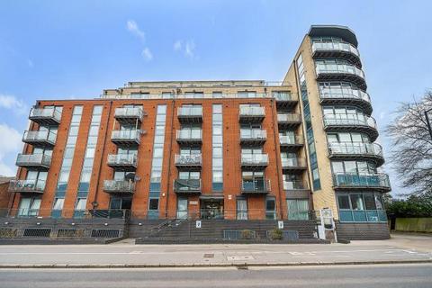 2 bedroom flat for sale, Bath Road,  Slough,  SL1