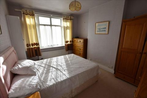 48 Boundaries Road, Feltham, TW13 5DT