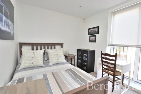 10 Hardy Close, Chelmsford, CM1 1AE