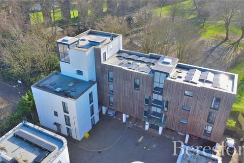 10 Hardy Close, Chelmsford, CM1 1AE