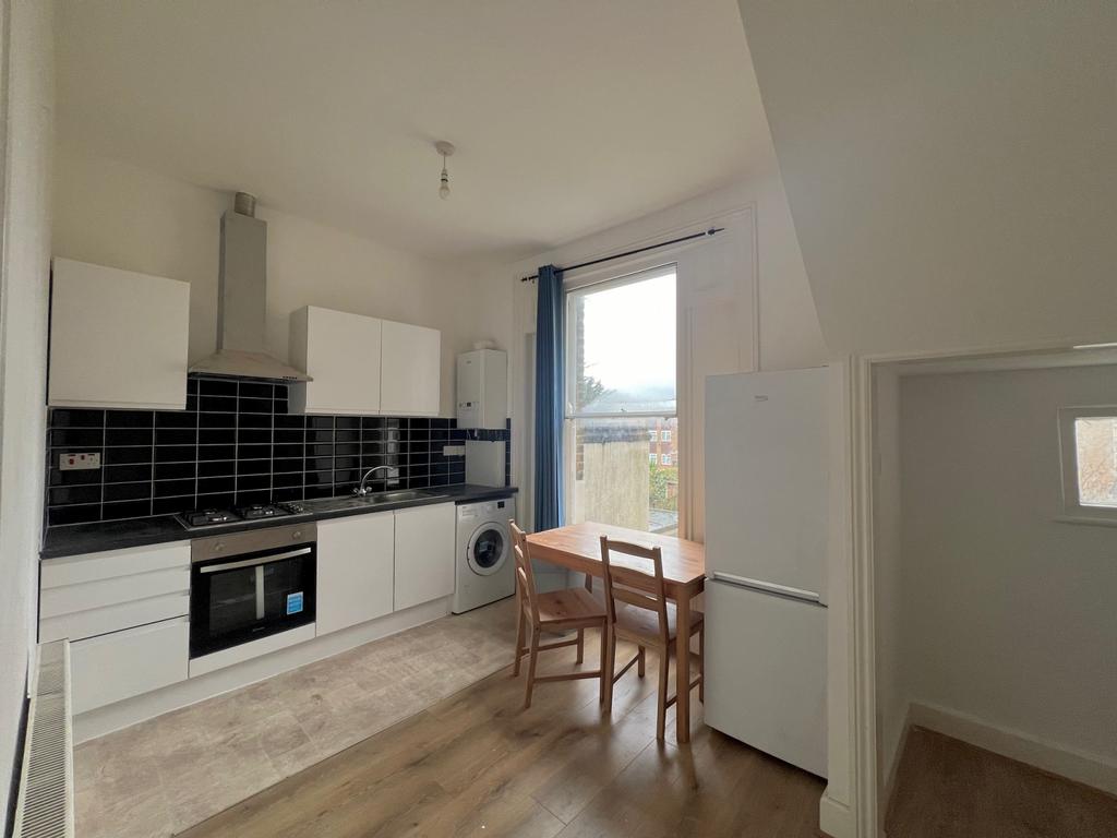 1 Bed Flat to rent in Brockley