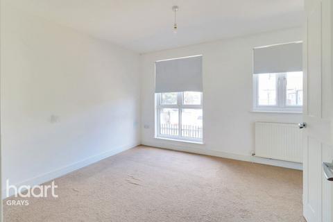 2 bedroom terraced house for sale, Darnley Road, Grays