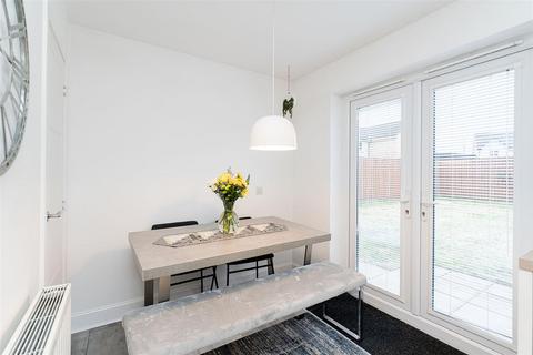 1 Bisset Place, Bathgate, EH48 2XR