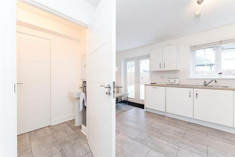 1 Bisset Place, Bathgate, EH48 2XR