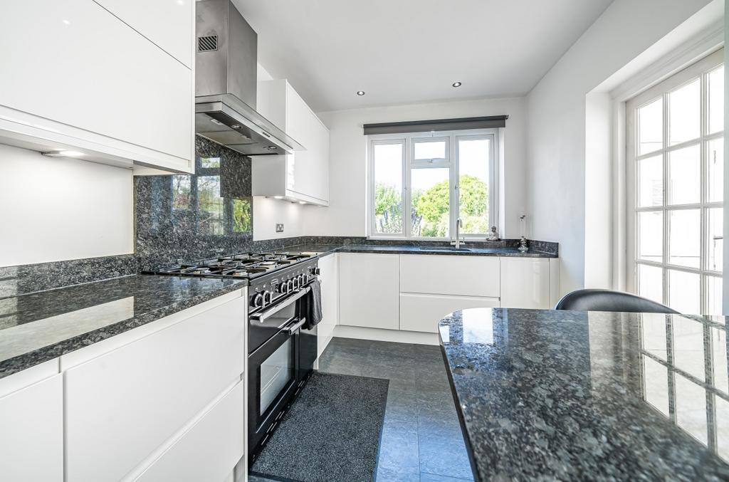 Kitchen 1