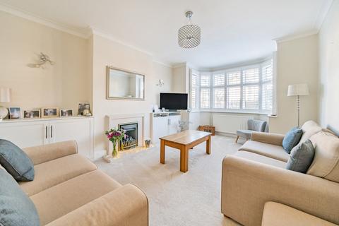 28 Forest Ridge, Beckenham, BR3 3NH