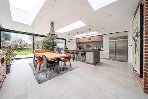 22 Kelsey Way, Beckenham, BR3 3LL