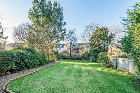 3 Queens Road, Beckenham, BR3 4JN
