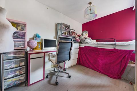 41 Hattersfield Close, Belvedere, DA17 5QT
