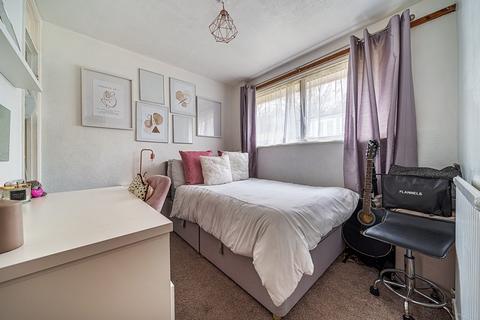 8 Taunton Close, Bexleyheath, DA7 6NN
