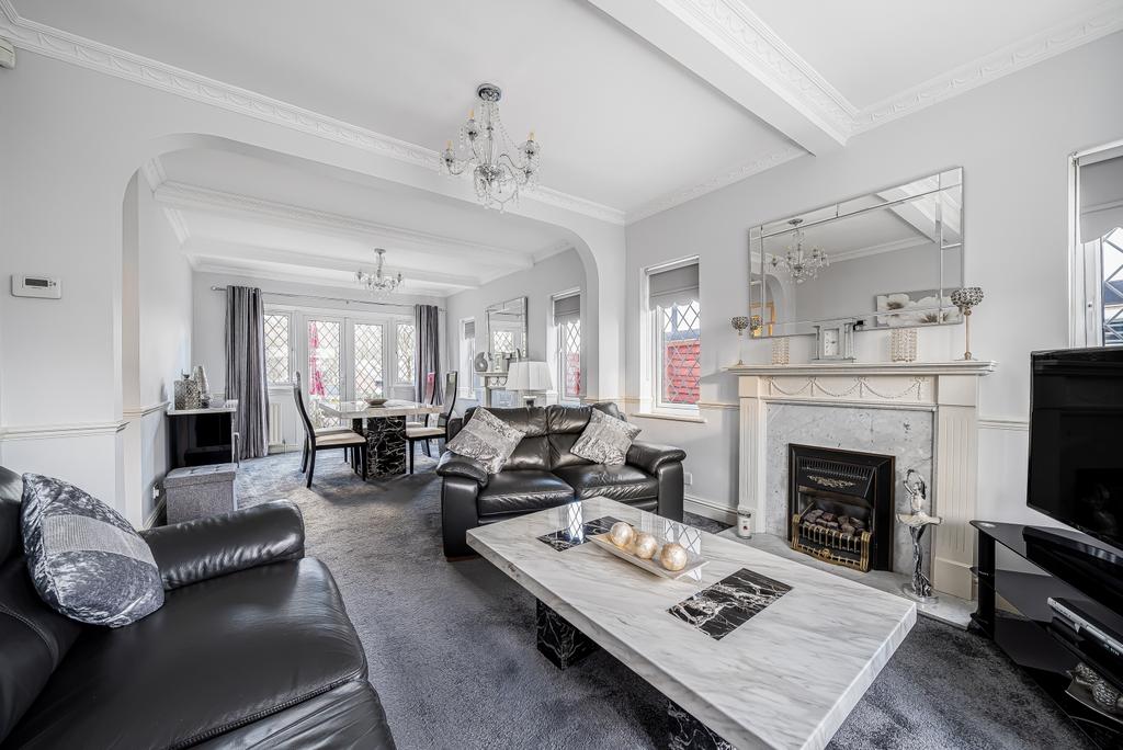 Arcadian Avenue, Bexley, Kent 3 bed semidetached house for sale £525,000