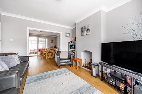 31 Normanhurst Avenue, Bexleyheath, DA7 4TS