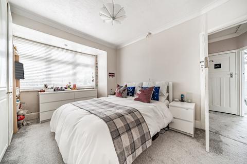 31 Normanhurst Avenue, Bexleyheath, DA7 4TS