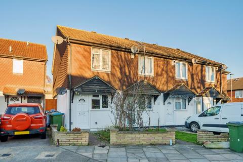 5 Sorrel Close, London, SE28 8ER