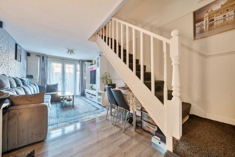 5 Sorrel Close, London, SE28 8ER