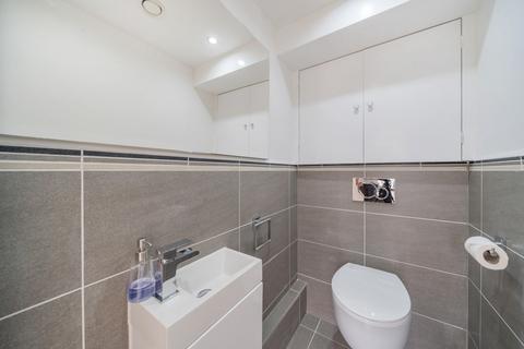 125a Old Dover Road, London, SE3 8SY