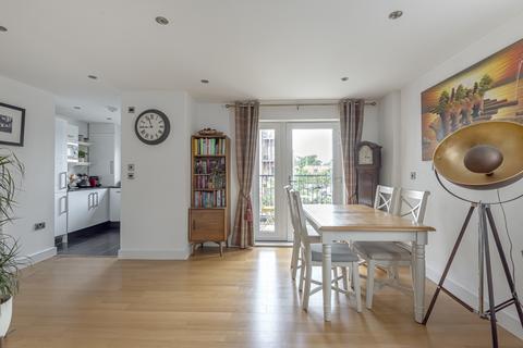 3 bedroom apartment for sale, Fairthorn Road, Charlton