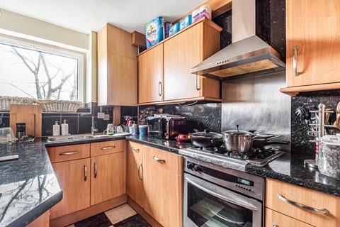 44 Allison Close, London, SE10 8AZ